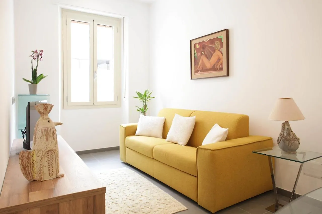 Bobo Apartment Alghero 0*,  Italy